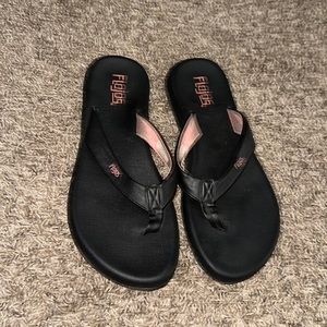 Flojos black flip flops